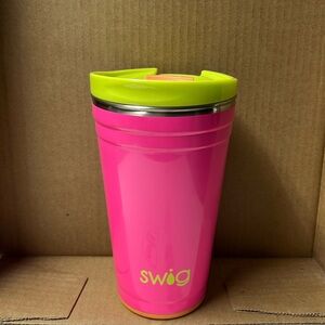 Swig Life 24oz cup